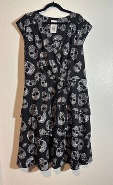 ChicStar Size 3X Sugar Skull Black White Cap Sleeve Tie Back Tiered Pin-Up Dress